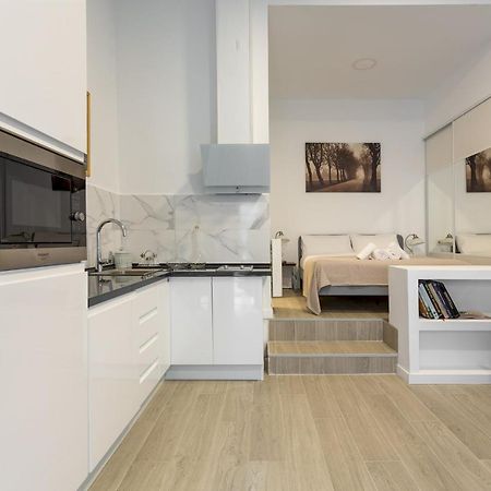 1 Bedroom 1 Bathroom Furnished - Av De America - Studio - Mintystay Μαδρίτη Εξωτερικό φωτογραφία