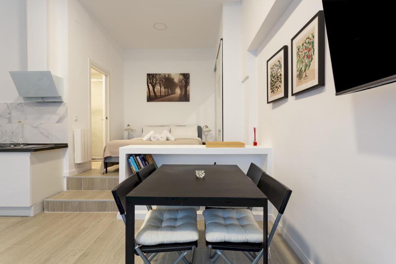 1 Bedroom 1 Bathroom Furnished - Av De America - Studio - Mintystay Μαδρίτη Εξωτερικό φωτογραφία