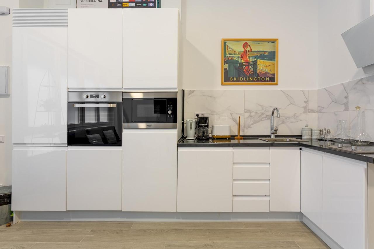 1 Bedroom 1 Bathroom Furnished - Av De America - Studio - Mintystay Μαδρίτη Εξωτερικό φωτογραφία